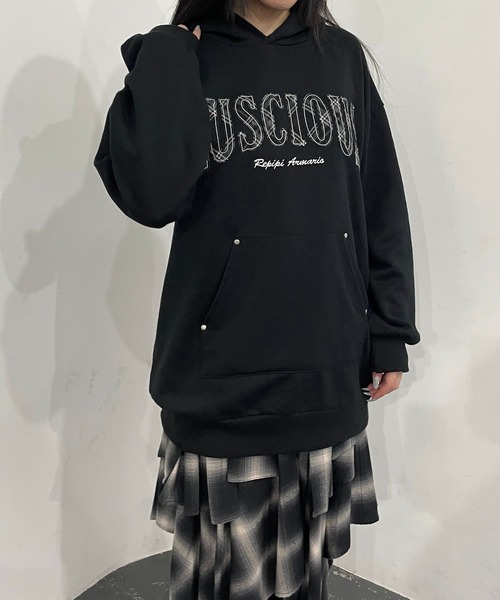 repipi armario（レピピ アルマリオ）の「ワッペンフーディミニワンピ―ス（ワンピース・キッズ・ブラック/グレー/オートミール・SMALL/MEDIUM/LARGE）」の20枚目の写真