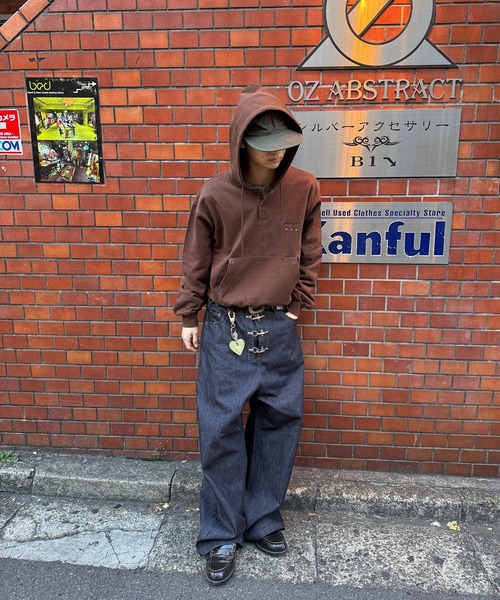 kutir(クティール)の「ASSORT HENLEY NECK EYELET DESIGN PARKA/アソートヘンリーネックハトメデザインパーカー(パーカー・メンズ・ブラック/杢グレー/ネイビー/ブラウン・LARGE/MEDIUM)」の7枚目の写真