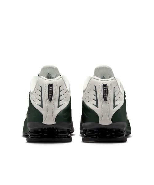 NIKE Shox R4（ナイキ ショックス R4）（スニーカー）｜NIKE（ナイキ