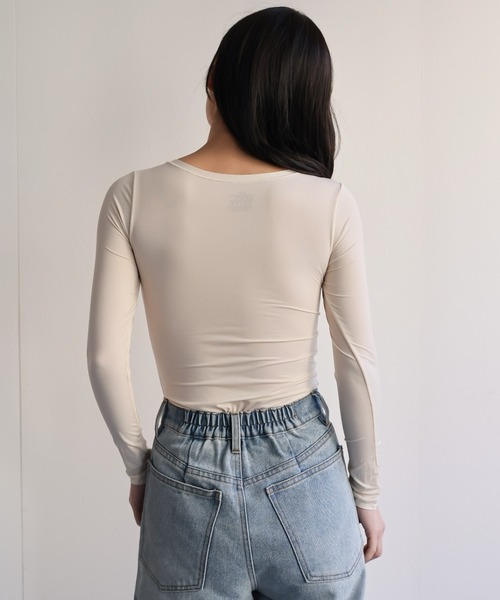 ap retro(アプレトロ)の「【ap retro basic】カップ付きヒートフィットインナー(Tシャツ/カットソー・レディース・ブラウン/ホワイト/ベージュ/ブラック・MEDIUM/X-LARGE/LARGE)」の10枚目の写真