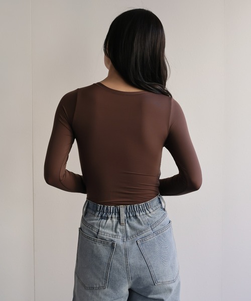 ap retro(アプレトロ)の「【ap retro basic】カップ付きヒートフィットインナー(Tシャツ/カットソー・レディース・ブラウン/ホワイト/ベージュ/ブラック・MEDIUM/X-LARGE/LARGE)」の21枚目の写真