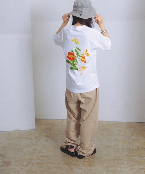 BEAMS BOY(ビームスボーイ)の「【7/24値下げ】THE NORTH FACE / Yosemite Flower Tee(Tシャツ/カットソー・レディース・ホワイト/ケリーグリーン・X-SMALL)」の12枚目の写真