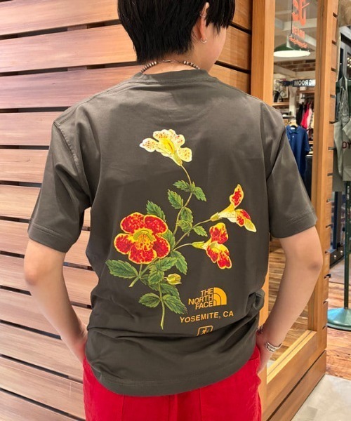 BEAMS BOY(ビームスボーイ)の「【7/24値下げ】THE NORTH FACE / Yosemite Flower Tee(Tシャツ/カットソー・レディース・ホワイト/ケリーグリーン・X-SMALL)」の11枚目の写真