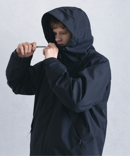 +phenix(プラスフェニックス)の「【WEB・直営店限定】+phenix(プラスフェニックス) 3-IN-1 HOODED JACKET 3 in 1 フードジャケット by GORE TEX LABS ゴアテックス(マウンテンパーカー・メンズ・ブラック/ネイビー・M/XL/L)」の13枚目の写真