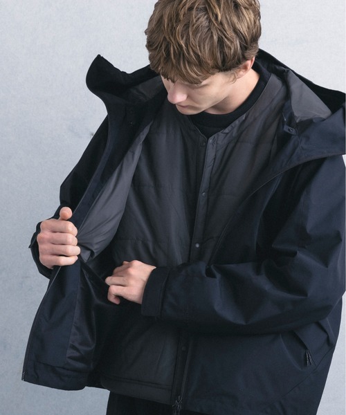 +phenix(プラスフェニックス)の「【WEB・直営店限定】+phenix(プラスフェニックス) 3-IN-1 HOODED JACKET 3 in 1 フードジャケット by GORE TEX LABS ゴアテックス(マウンテンパーカー・メンズ・ブラック/ネイビー・M/XL/L)」の15枚目の写真