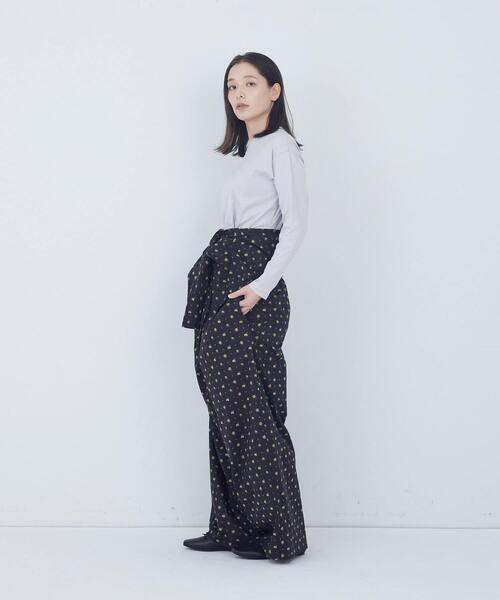 ADIEU TRISTESSE（アデュートリステス）の「【3月ベストセラーブランド内3位】【3月お気に入り登録ブランド内5位】kazumiさんコラボ　リバティプリントオールインワン（つなぎ/オールインワン・レディース・ブルー系その他/ブラック系その他・40/38）」の18枚目の写真