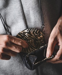 GLIMCLAP（グリムクラップ）の「mko13358-Nylon Twill Two Pockets Design Mini Bag ミニポーチ(201-003-gls-cg)（ポーチ）」