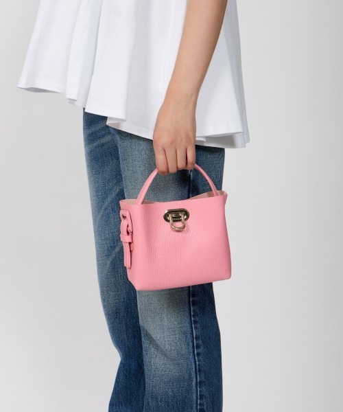 PELLICO（ペリーコ）の「ANELLI TURNLOCK MINI バッグ PINK（ショルダーバッグ・レディース・ピンク・FREE）」の8枚目の写真