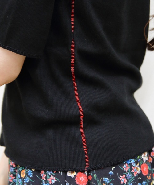 MEYAME(メヤメ)の「MEYAME/メヤメ ソフトリブハーフスリーブTEE SOFT RIB HALF SLEEVE TEE(Tシャツ/カットソー・レディース・ブラック/レッド/ライトグリーン/ピンク・FREE)」の5枚目の写真