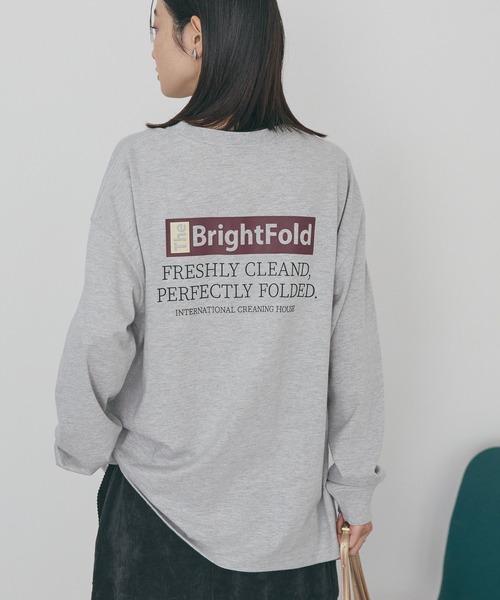 AMERICAN HOLIC(アメリカンホリック)の「カンパニーロゴ風ロングTシャツ(Tシャツ/カットソー・レディース・グレー/オフホワイト・FREE)」の2枚目の写真