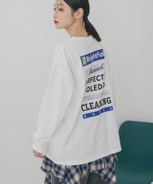 カンパニーロゴ風ロングTシャツ