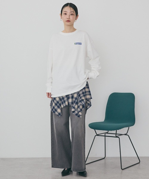 AMERICAN HOLIC(アメリカンホリック)の「カンパニーロゴ風ロングTシャツ(Tシャツ/カットソー・レディース・グレー/オフホワイト・FREE)」の8枚目の写真