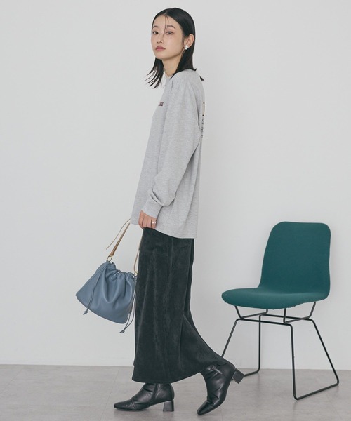 AMERICAN HOLIC(アメリカンホリック)の「カンパニーロゴ風ロングTシャツ(Tシャツ/カットソー・レディース・グレー/オフホワイト・FREE)」の15枚目の写真