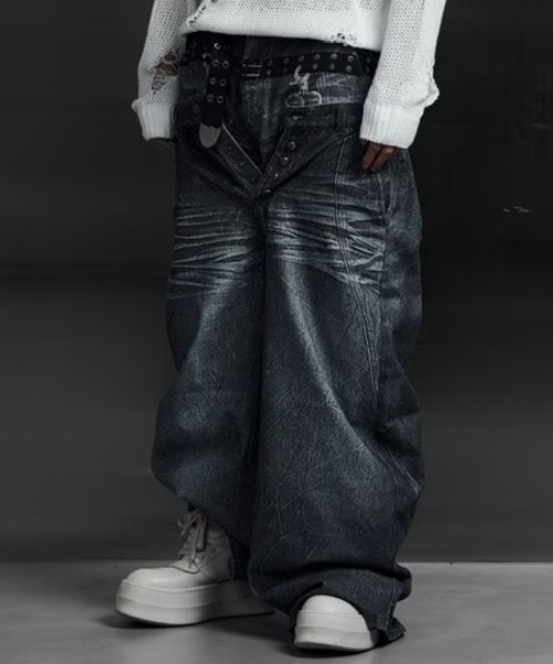 ROSEN KREUZ(ローゼンクロイツ)の「【Rosen Kreuz】INSIGNIA TROUSERS / 【ローゼンクロイツ】デニムライク刺しゅうロゴバギーパンツ(デニムパンツ・メンズ・ブラック/ブルー・01/02/03)」の18枚目の写真