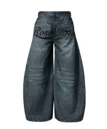 ROSEN KREUZ（ローゼンクロイツ）の「【Rosen Kreuz】INSIGNIA TROUSERS / 【ローゼンクロイツ】デニムライク刺しゅうロゴバギーパンツ<着用動画あり>（デニムパンツ）」