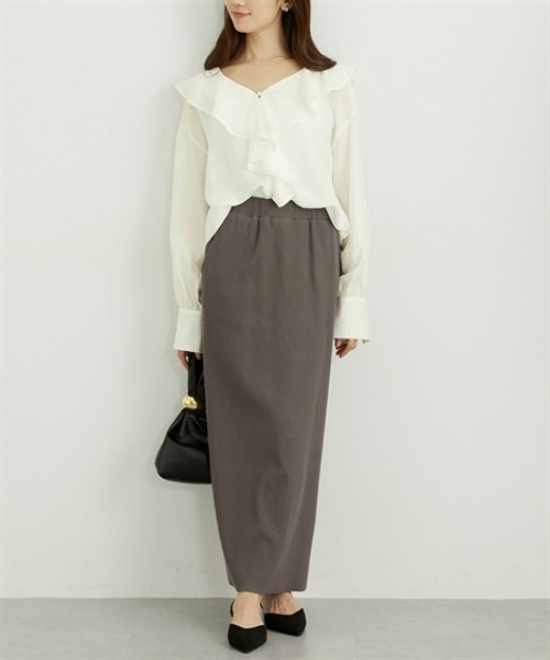 nissen（ニッセン）の「フリルカラーオーバーブラウス（シャツ/ブラウス・レディース・オフホワイト/サックスブルー/ブラック・M/L/LL）」の6枚目の写真