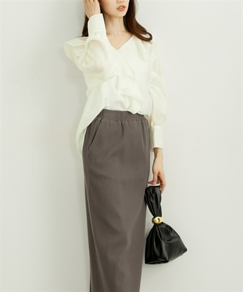 nissen（ニッセン）の「フリルカラーオーバーブラウス（シャツ/ブラウス・レディース・オフホワイト/サックスブルー/ブラック・M/L/LL）」の7枚目の写真