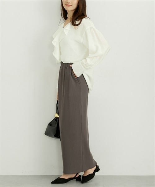 nissen（ニッセン）の「フリルカラーオーバーブラウス（シャツ/ブラウス・レディース・オフホワイト/サックスブルー/ブラック・M/L/LL）」の11枚目の写真