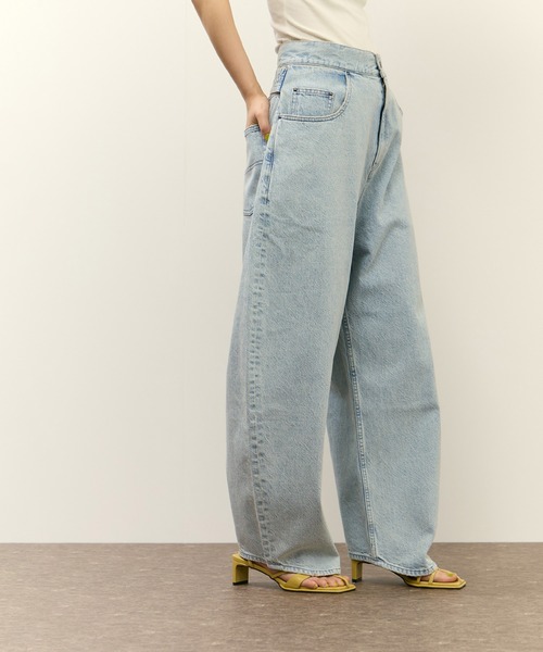 ADAM ET ROPE'（アダムエロペ）の「ロングタブベルトデニム（デニムパンツ・レディース・ブルー系その他4/サックスブルー・34/36/38）」の5枚目の写真