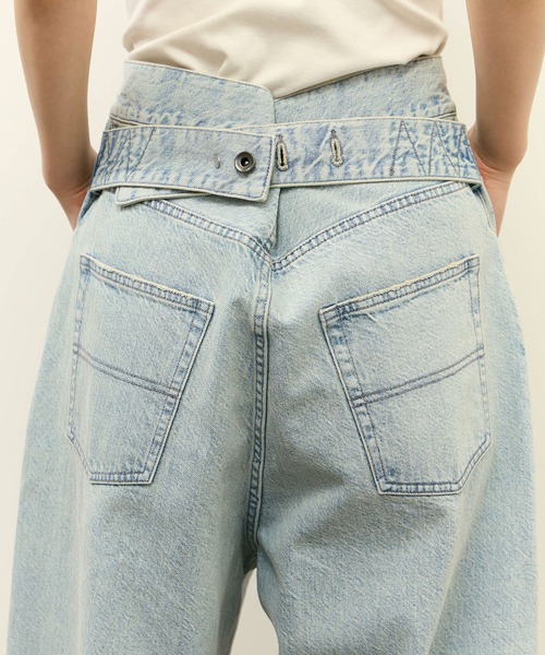 ADAM ET ROPE'（アダムエロペ）の「ロングタブベルトデニム（デニムパンツ・レディース・ブルー系その他4/サックスブルー・34/36/38）」の17枚目の写真