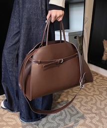 ハーフムーン型BIGサイズショルダーバッグ