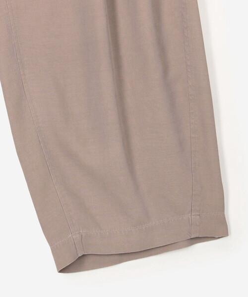 UNFIL（アンフィル）の「UNFIL | レーヨンギャバジン ワイドイージーパンツ WOMEN（その他パンツ・レディース・ブラック系その他/ベージュ系その他・0）」の16枚目の写真