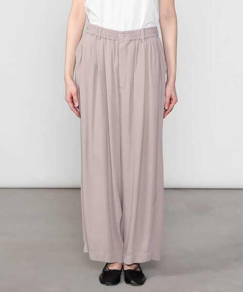 UNFIL（アンフィル）の「UNFIL | レーヨンギャバジン ワイドイージーパンツ WOMEN（その他パンツ・レディース・ブラック系その他/ベージュ系その他・0）」の17枚目の写真