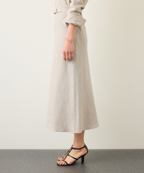 ROPE'（ロペ）の「リネンシルクコットンマーメイドスカート(無地＆ストライス)/イージーケア・セットアップ対応（スカート・レディース・ラベンダー/ベージュ・36/38）」の13枚目の写真