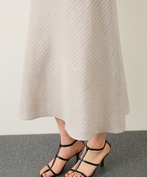 ROPE'（ロペ）の「リネンシルクコットンマーメイドスカート(無地＆ストライス)/イージーケア・セットアップ対応（スカート・レディース・ラベンダー/ベージュ・36/38）」の5枚目の写真