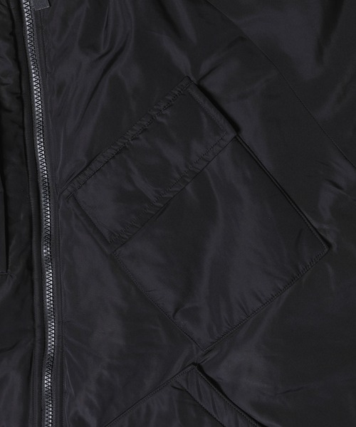 Liberaiders（リベレイダース）の「Liberaiders/リベレイダース EXPEDITION JACKET 3 シガレットポケット シンサレート ダブルジップ中綿ジャケット 2026年春夏（ダウンジャケット/コート・メンズ・ブラック・S）」の9枚目の写真