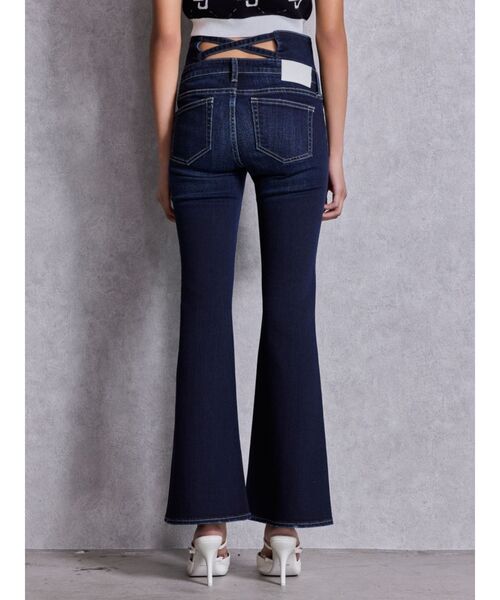 GYDA（ジェイダ）の「ハイウエストBACKクロスダメージフレアデニムパンツ（デニムパンツ・レディース・ライトブルー/ブラック/インディゴブルー・SMALL/X-SMALL/MEDIUM）」の22枚目の写真