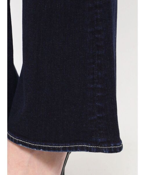 GYDA（ジェイダ）の「ハイウエストBACKクロスダメージフレアデニムパンツ（デニムパンツ・レディース・ライトブルー/ブラック/インディゴブルー・SMALL/X-SMALL/MEDIUM）」の4枚目の写真