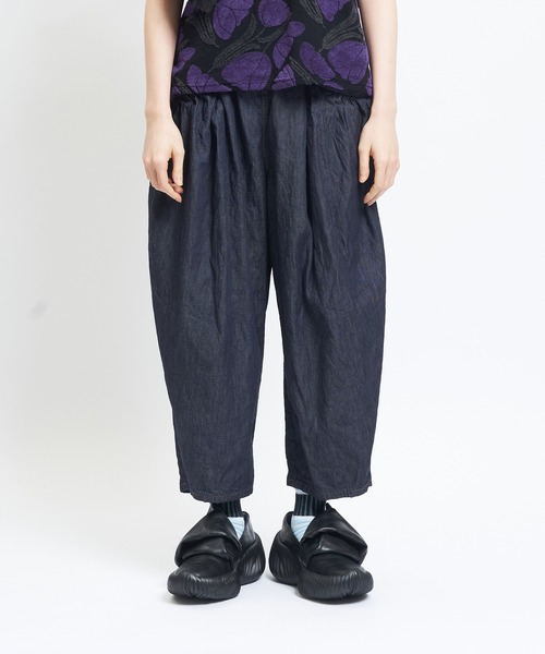 gomme(ゴム)の「ギャザーポケットデニム(デニムパンツ・レディース・インディゴブルー/アイボリー/ブラック・MEDIUM)」の12枚目の写真