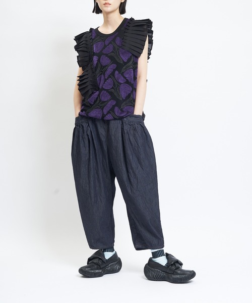 gomme(ゴム)の「ギャザーポケットデニム(デニムパンツ・レディース・インディゴブルー/アイボリー/ブラック・MEDIUM)」の9枚目の写真