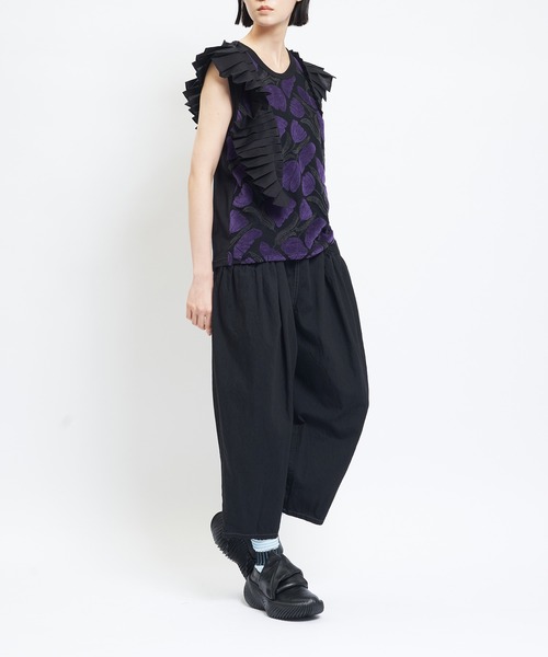 gomme(ゴム)の「ギャザーポケットデニム(デニムパンツ・レディース・インディゴブルー/アイボリー/ブラック・MEDIUM)」の17枚目の写真