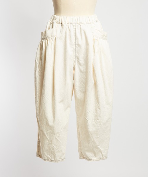 gomme(ゴム)の「ギャザーポケットデニム(デニムパンツ・レディース・インディゴブルー/アイボリー/ブラック・MEDIUM)」の21枚目の写真