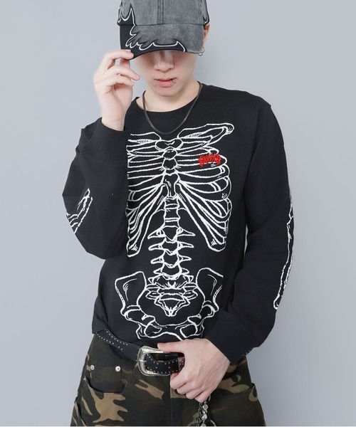 SPINNS（スピンズ）の「短丈ロングスリーブTシャツ/スケルトンボーンロゴ（Tシャツ/カットソー・メンズ・ブラック系その他/ウッドランド/ホワイト/ブラック・ONESIZE）」の8枚目の写真