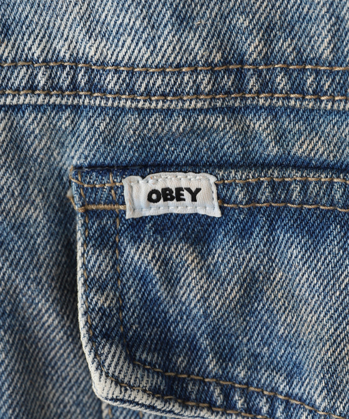 OBEY(オベイ)の「OBEY / オベイ OBEY BASE TRUCKER JACKET(デニムジャケット・メンズ・ブルー・LARGE/MEDIUM)」の5枚目の写真