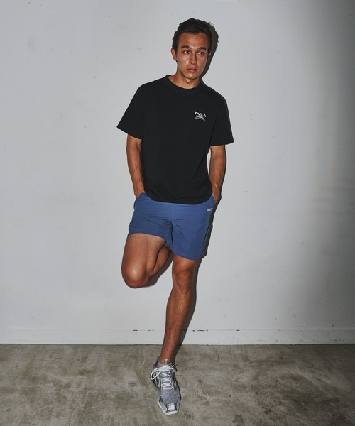 RVCA(ルーカ)の「RVCA SPORT メンズ STRAIGHT EDGE SS Tシャツ 【2026年春夏モデル】/ルーカバックプリント半袖Tシャツ(Tシャツ/カットソー・メンズ・ブラック/ホワイト/グリーン系その他・MEDIUM/X-LARGE/SMALL/LARGE)」の11枚目の写真