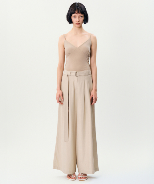 MAYVERU(メイバーユー)の「say sleeveless t-shirt _ Beige(Tシャツ/カットソー・レディース・その他・FREE)」の2枚目の写真