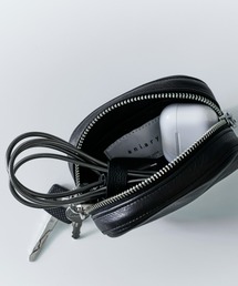 aniary（アニアリ）の「ポーチ（ポーチ）」