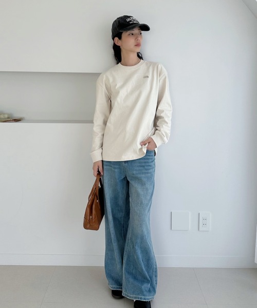THE NORTH FACE(ザノースフェイス)の「◇THE NORTH FACE◇ WHITE LABEL 正規品/メンズ イージーオン L/S R/TEE M'S EASYON L/S R/TEE(Tシャツ/カットソー・レディース・クリーム/ブラック・M)」の5枚目の写真