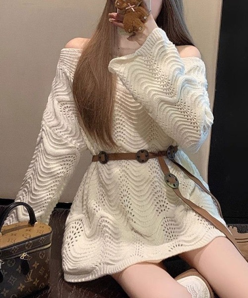 SallyLunn(サリーラン)の「スカラップ風 透かし編みニット(ニット/セーター・レディース・ホワイト/ブラック・FREE)」の12枚目の写真