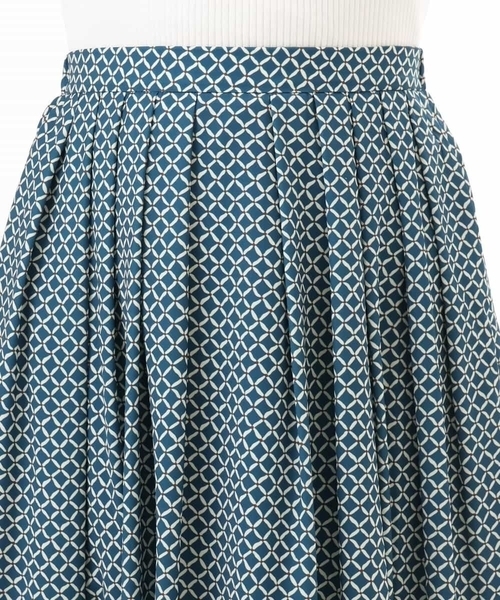 OFUON le MK（オフオンルエムケー）の「ウエストタック格子柄フレアスカート/洗濯機で洗える/セットアップ可（スカート・レディース・グリーン系その他/ネイビー・36/38/40）」の6枚目の写真