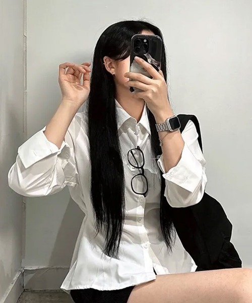 Emilie（エミリー）の「ウエスト シルエットチェンジ シンプルカラーシャツ（シャツ/ブラウス・レディース・ネイビー/ホワイト/ライトブルー・FREE）」の8枚目の写真