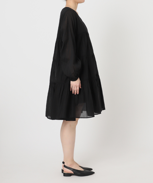 SLOBE IENA(スローブイエナ)の「コットンボイルティアードワンピース(ワンピース・レディース・パープル/ブラック/カーキ・FREE)」の22枚目の写真