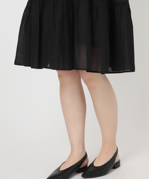 SLOBE IENA(スローブイエナ)の「コットンボイルティアードワンピース(ワンピース・レディース・パープル/ブラック/カーキ・FREE)」の19枚目の写真