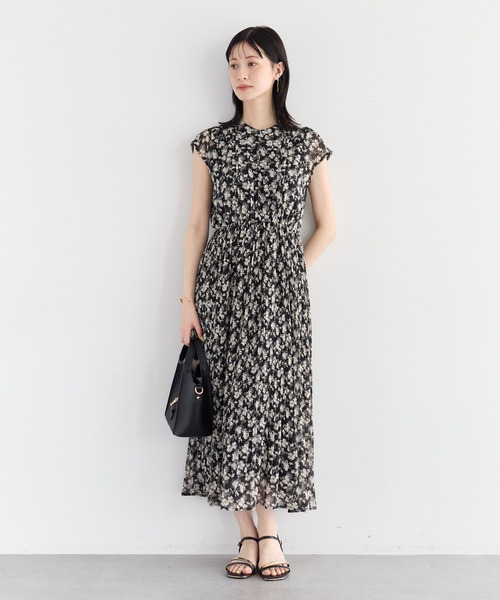 YECCA VECCA（イェッカヴェッカ）の「花柄プリーツワンピース（ワンピース・レディース・ブラック/ベージュ・FREE）」の19枚目の写真