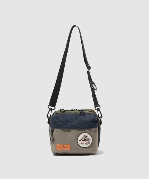 KRIFF MAYER(クリフメイヤー)の「KRIFF MAYER ワッペンミニショルダーBAG(ショルダーバッグ・メンズ・ベージュ/ブラック・FREE)」の2枚目の写真