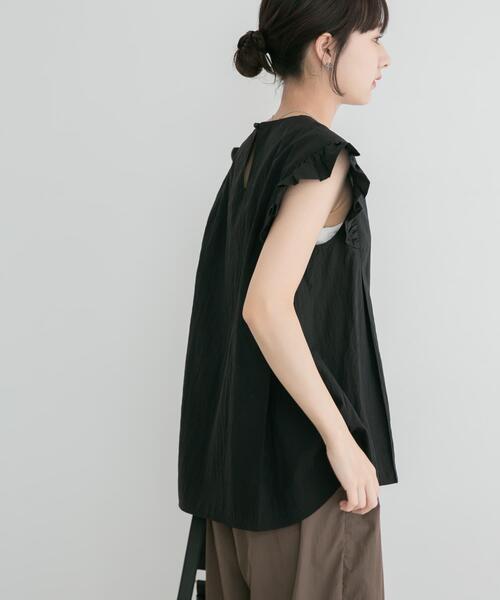 ITEMS URBANRESEARCH(アイテムズ アーバンリサーチ)の「フリルスリーブブラウス(シャツ/ブラウス・レディース・ホワイト/ブラック/ライトベージュ・FREE)」の8枚目の写真